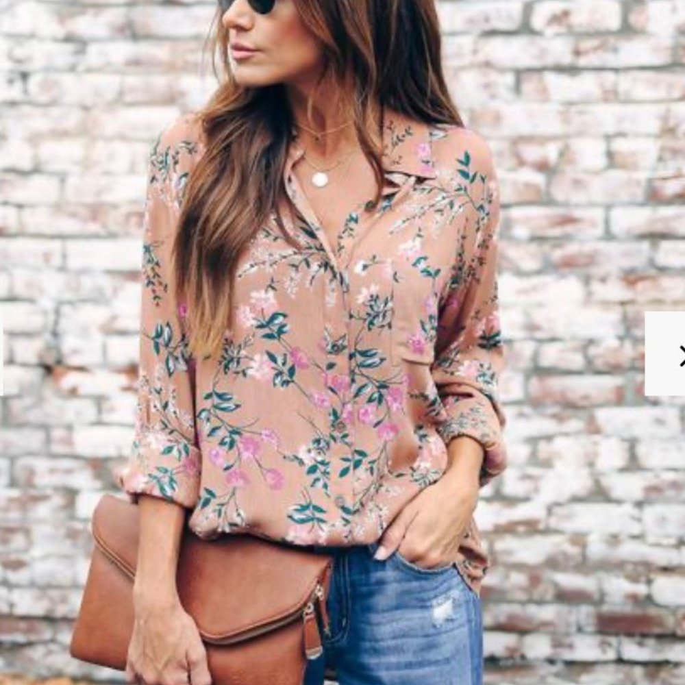 Vici Floral Button Down Blouse